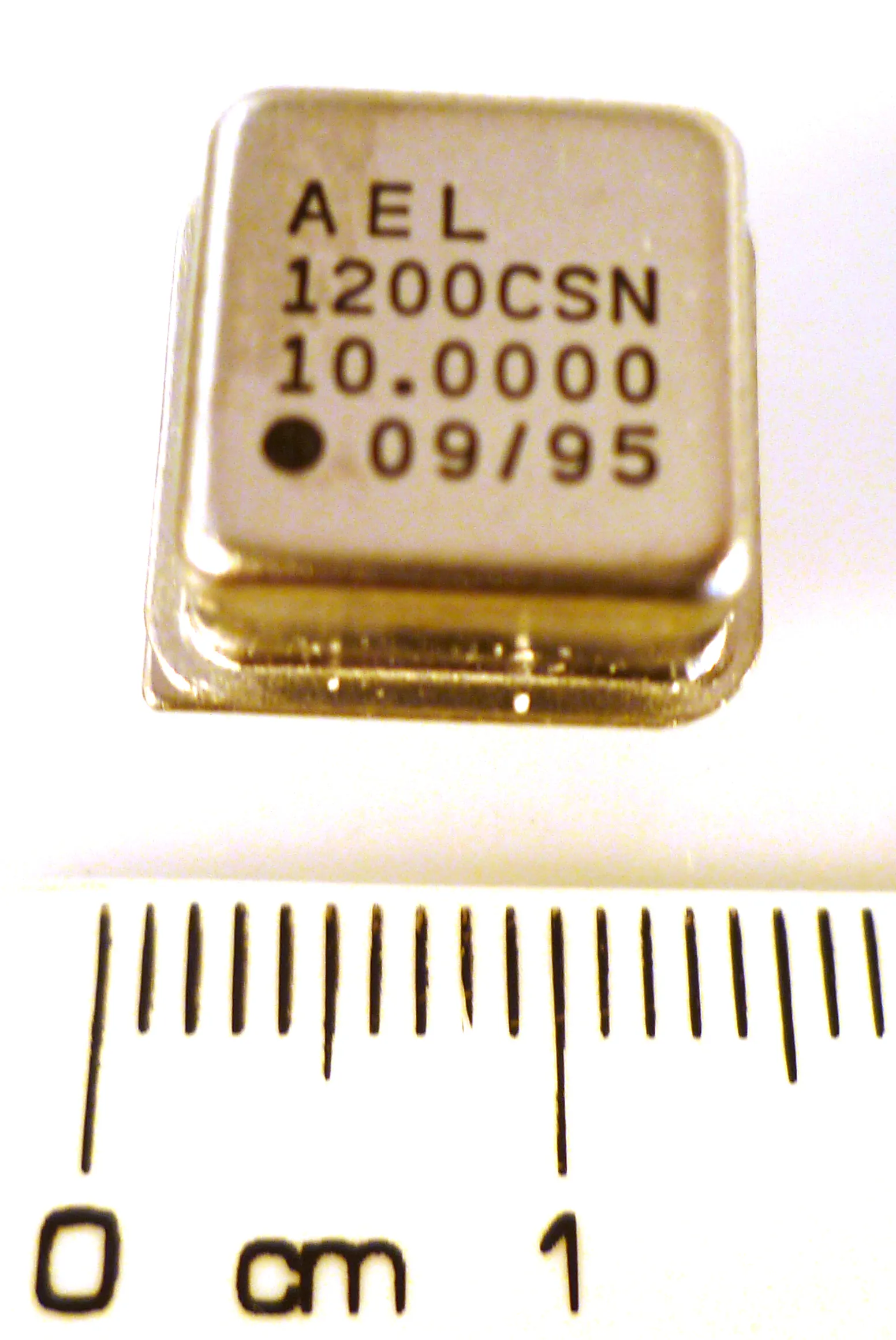 AEL 1210CSN – RS 267-922 10Mhz Crystal Oscillator OM1141B - Image 3