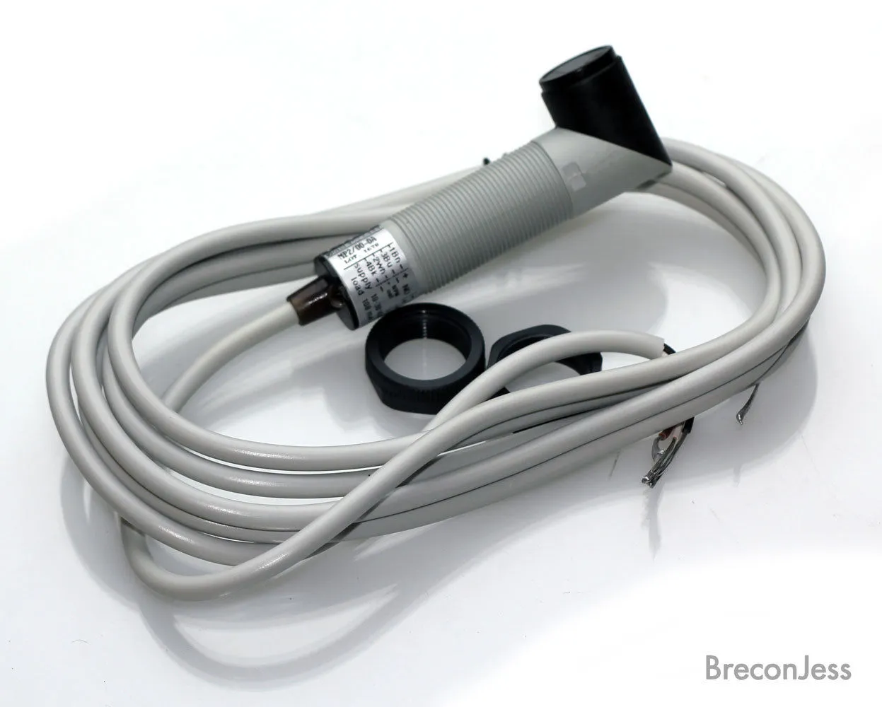 IMO MP2/00-0A Photoelectric Switch 10-30VDC R/Angle Diffused MBB021D - Image 2